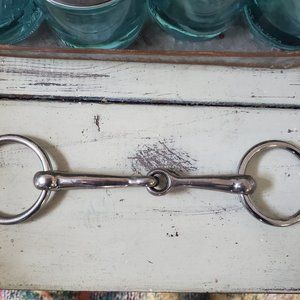 Kangaroo Dewbury Loose Ring Snaffle